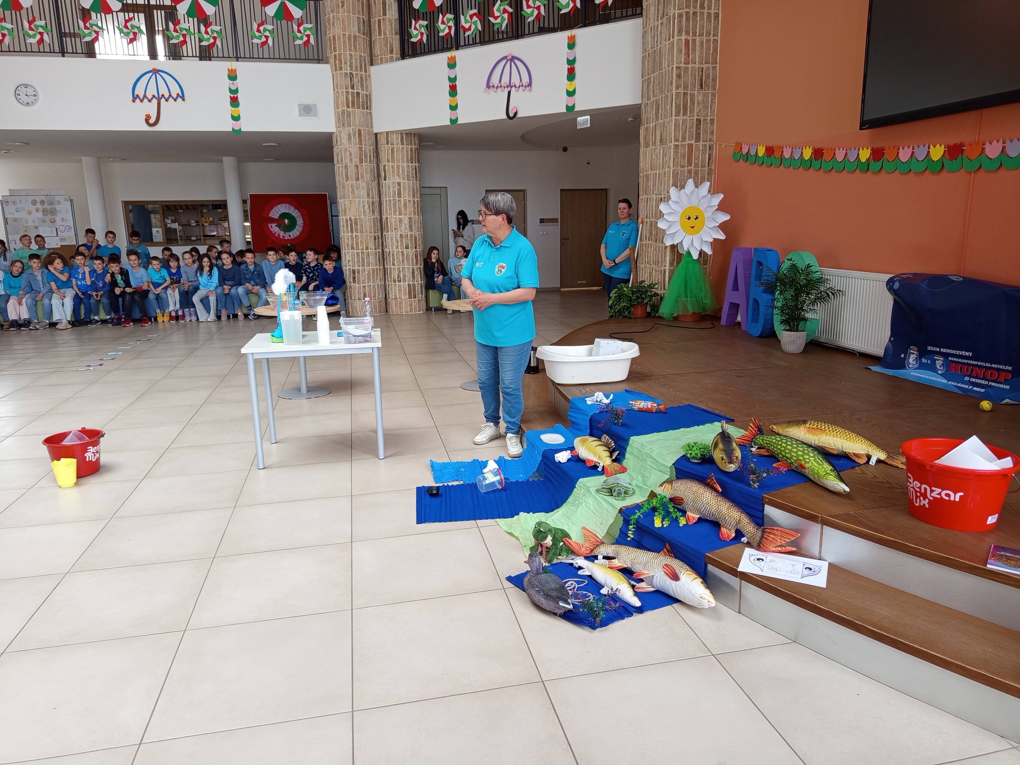 Halak Napja és Víz Világnapja